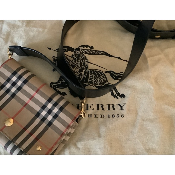 Burberry Beige Check Hackberry+ Dustbag - Picture 9 of 10